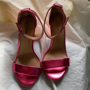 Brand new never worn torrid heels!
